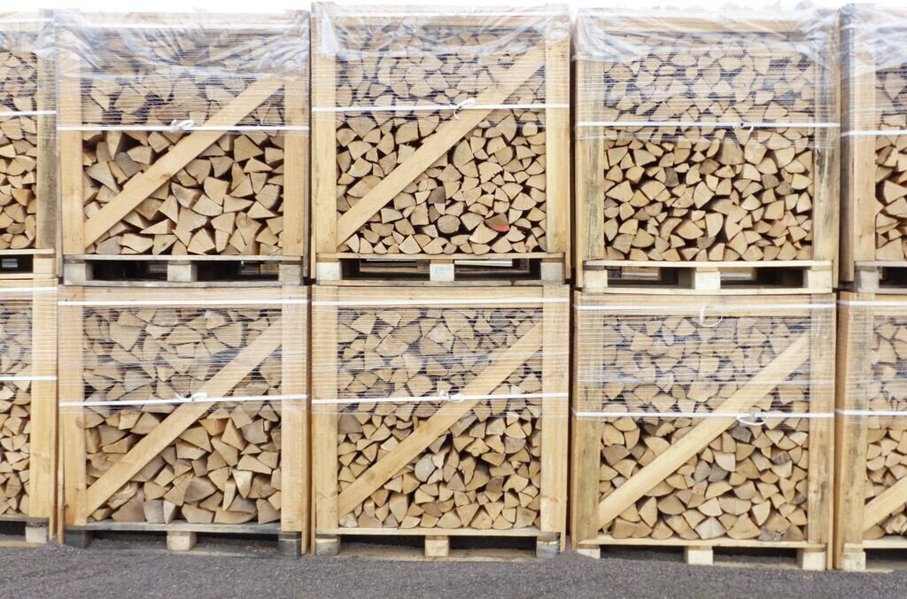 gruenwaren-jakubik-brennholz-buche-trocken-1-m3-palette.jpg